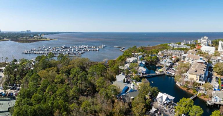 Let The Good Times Roll: February Events At The Village Of Baytowne Wharf