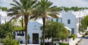 Why We Love Raw & Juicy’s New Location at Alys Beach