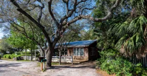 SoWal Style – Old Florida Cottage in Grayton Beach
