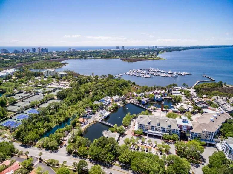 Baytowne Movie Monday